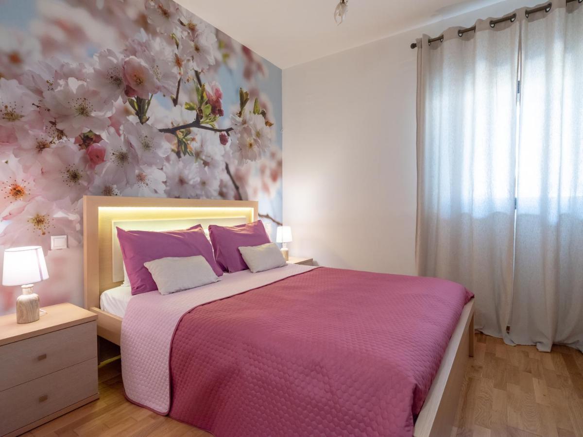 Onyx City Center Apartment With Parking Iraklion Buitenkant foto